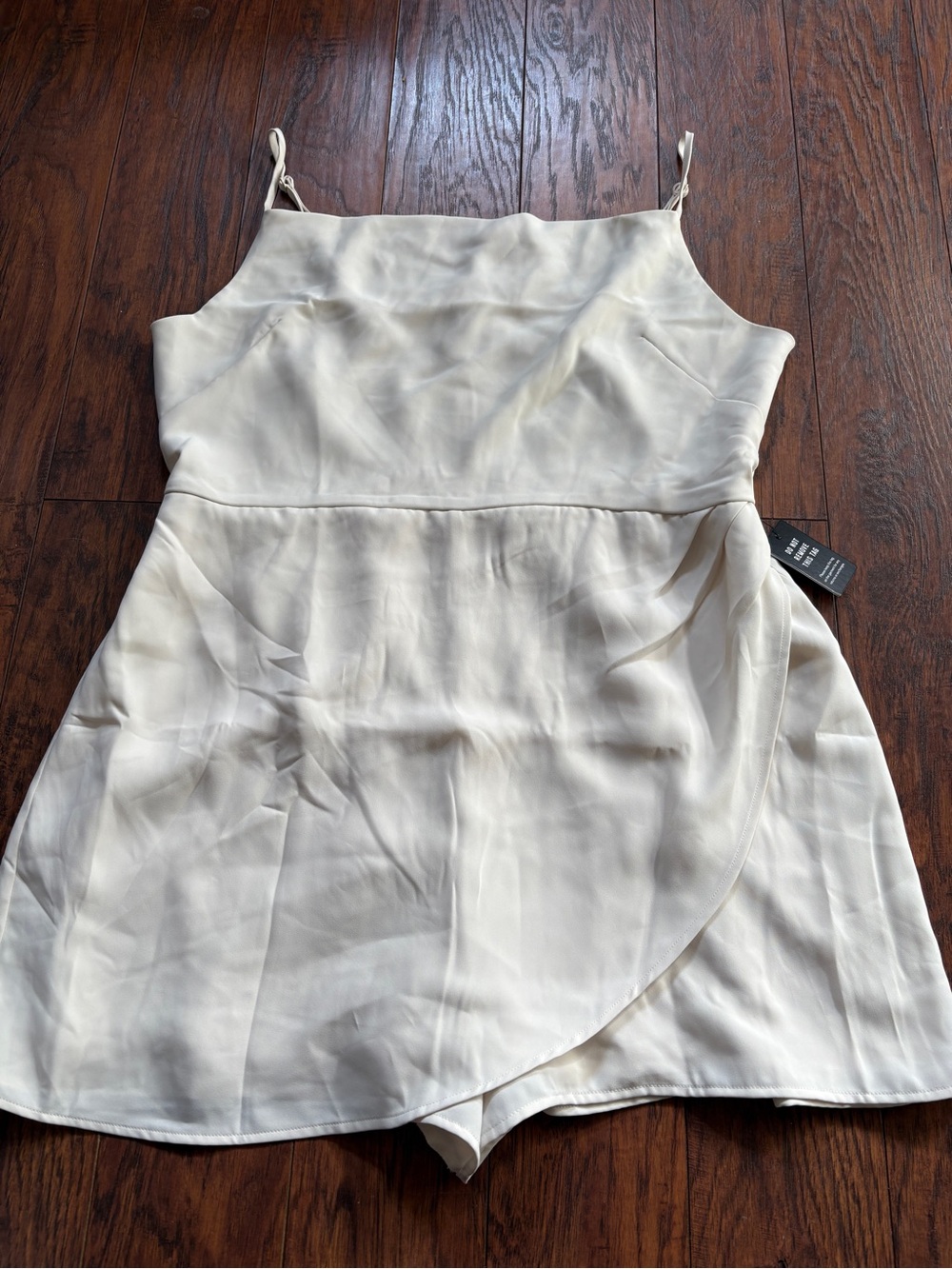 NWT Express Ivory Wrap-Front Skort Romper Size XL